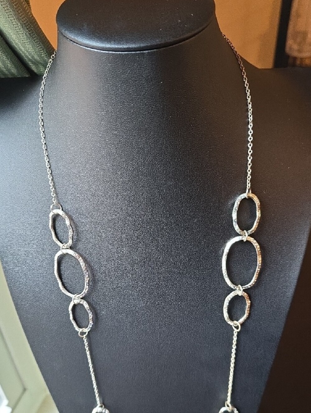 Silver Link Circle Long Necklace - Unbranded - Picture 4 of 6
